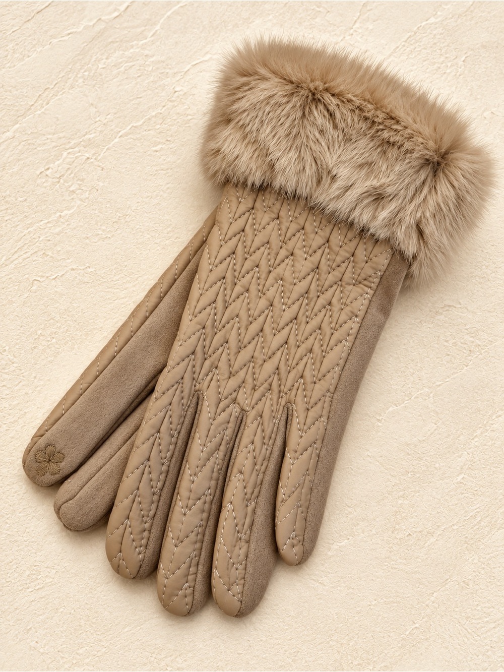 🆕Taupe Cable  Knit One Size Stretch Ladies Glove